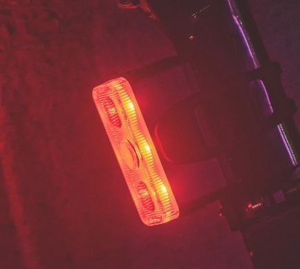 Задний свет Ravemen TR500 (500 lm, 1600 mAh) с датчиком движения