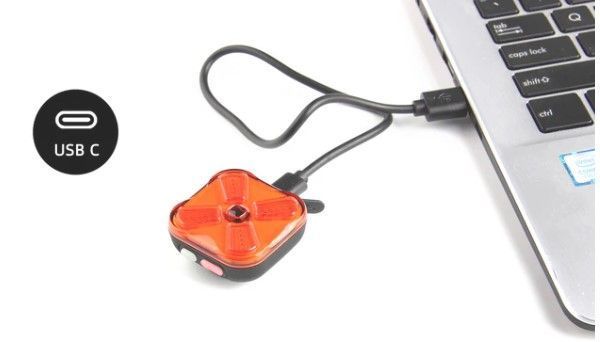 Задний свет Ravemen CL06 (50 lm, 500 mAh) с датчиками фар и торможения